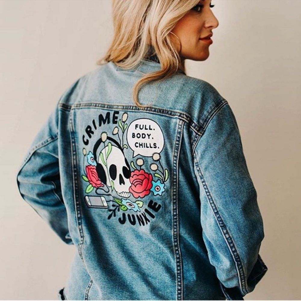 RARE Crime Junkie Podcast Full Body Chills Skull Denim Jacket Medium - Picture 5 of 5